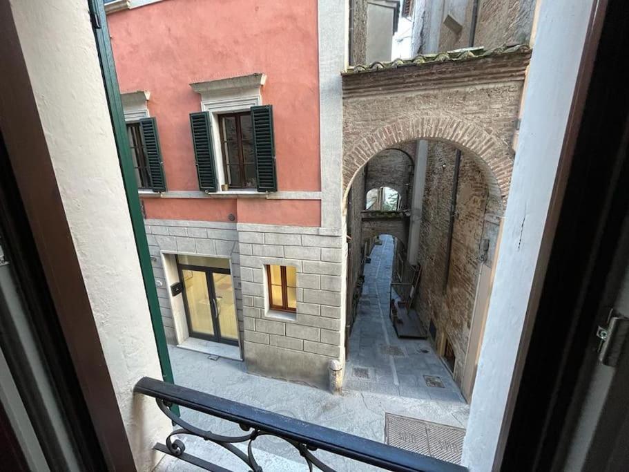 A Due Passi Da Piazza Grande Appartement Montepulciano Stazione Buitenkant foto